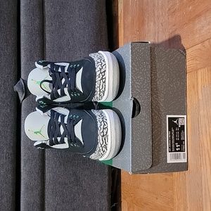 Jordan 3 Retro Pine Green
